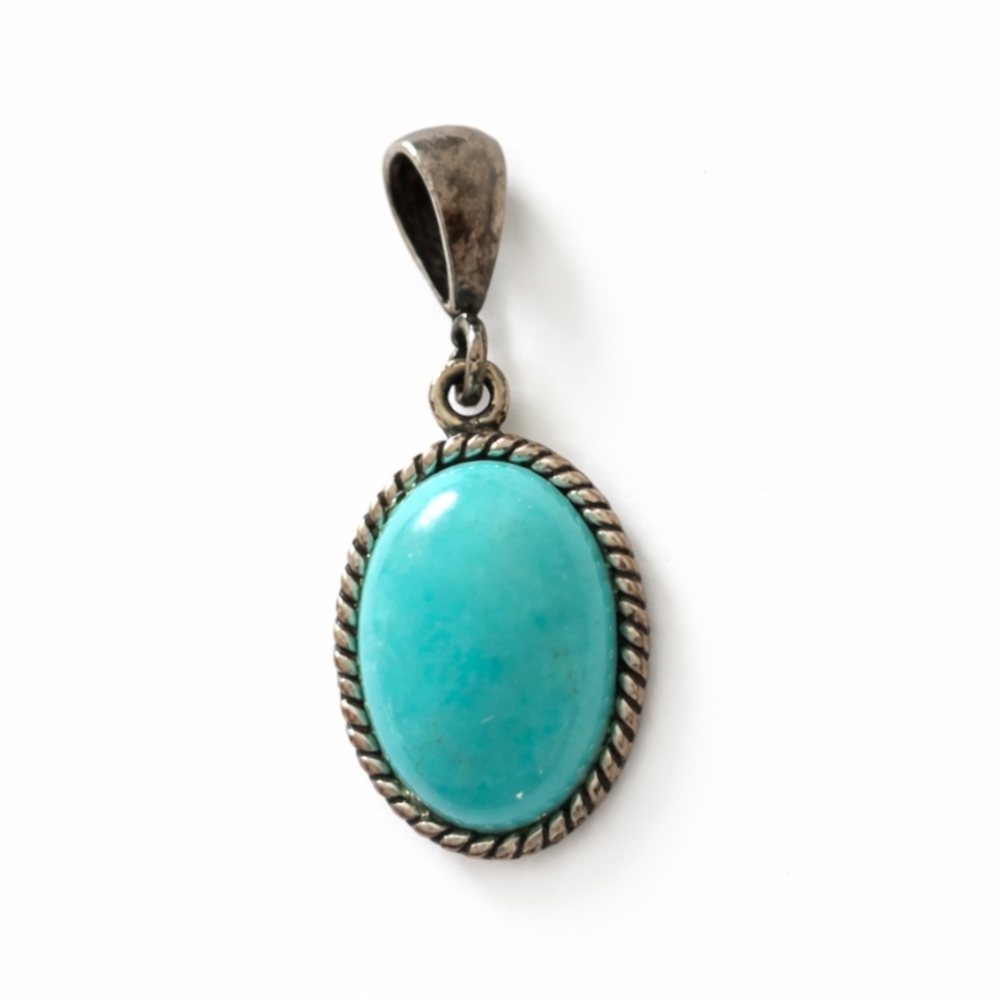 Vintage Sterling Silver Oval Turquoise Pendant